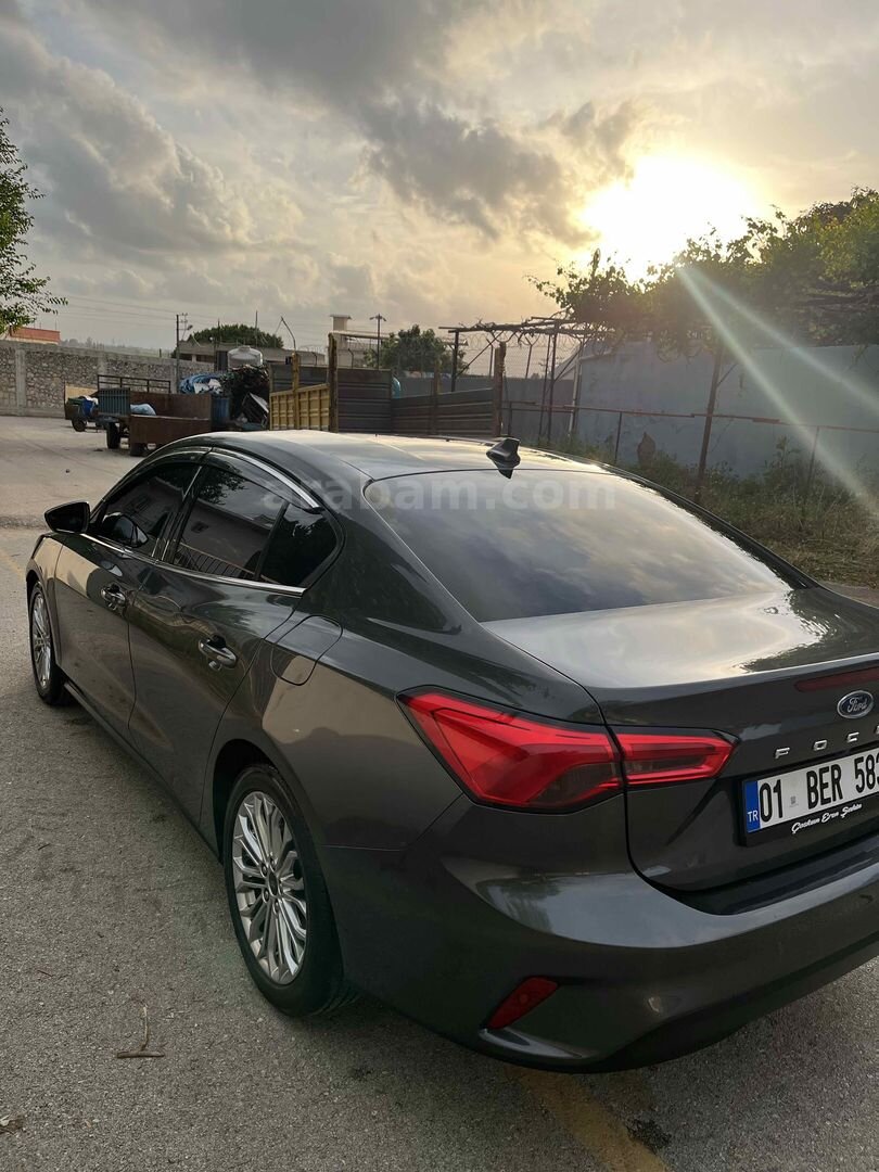 Sahibinden Ford Focus 1.5 TDCi Titanium 2020 Model Adana 177.000 km Füme 6