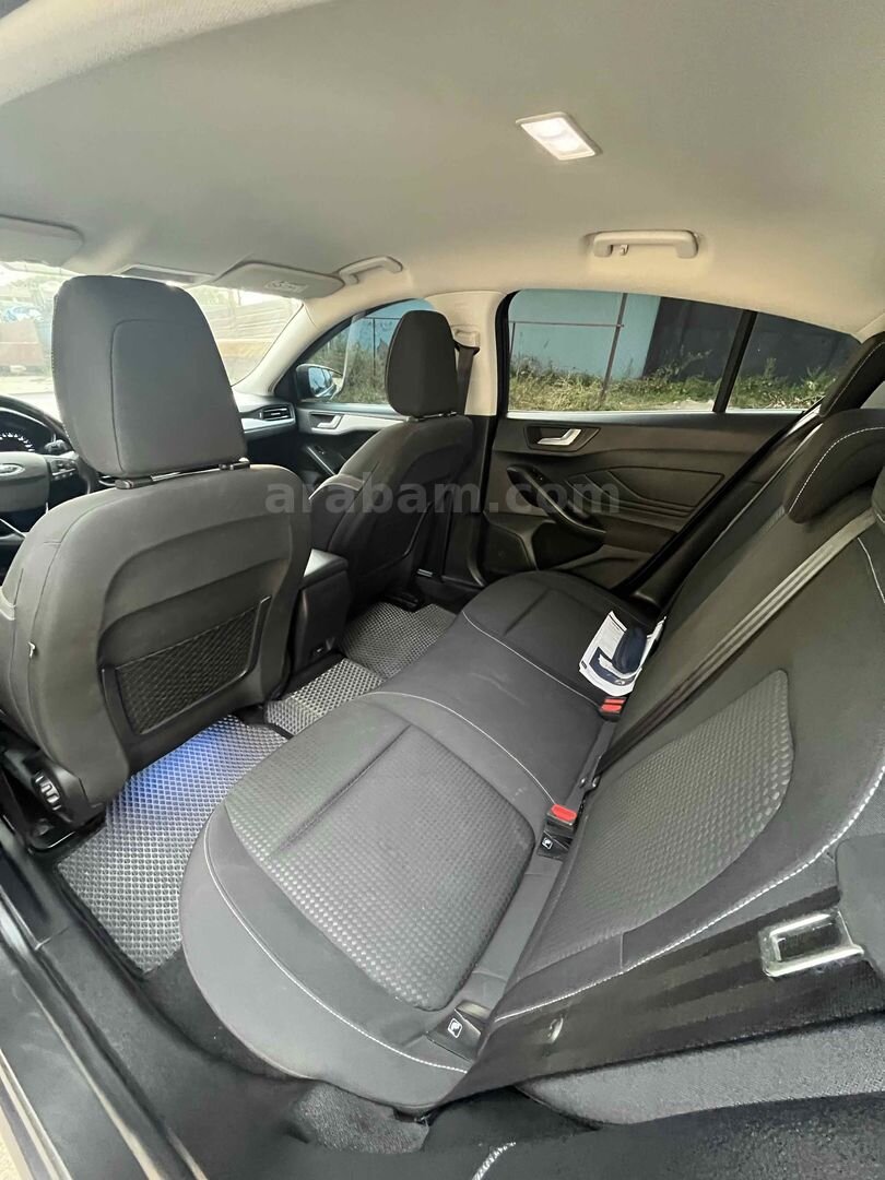 Sahibinden Ford Focus 1.5 TDCi Titanium 2020 Model Adana 177.000 km Füme 7