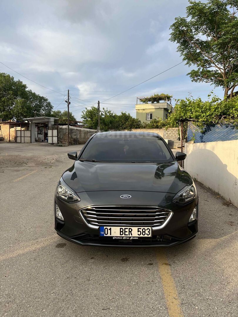 Sahibinden Ford Focus 1.5 TDCi Titanium 2020 Model Adana 177.000 km Füme 2