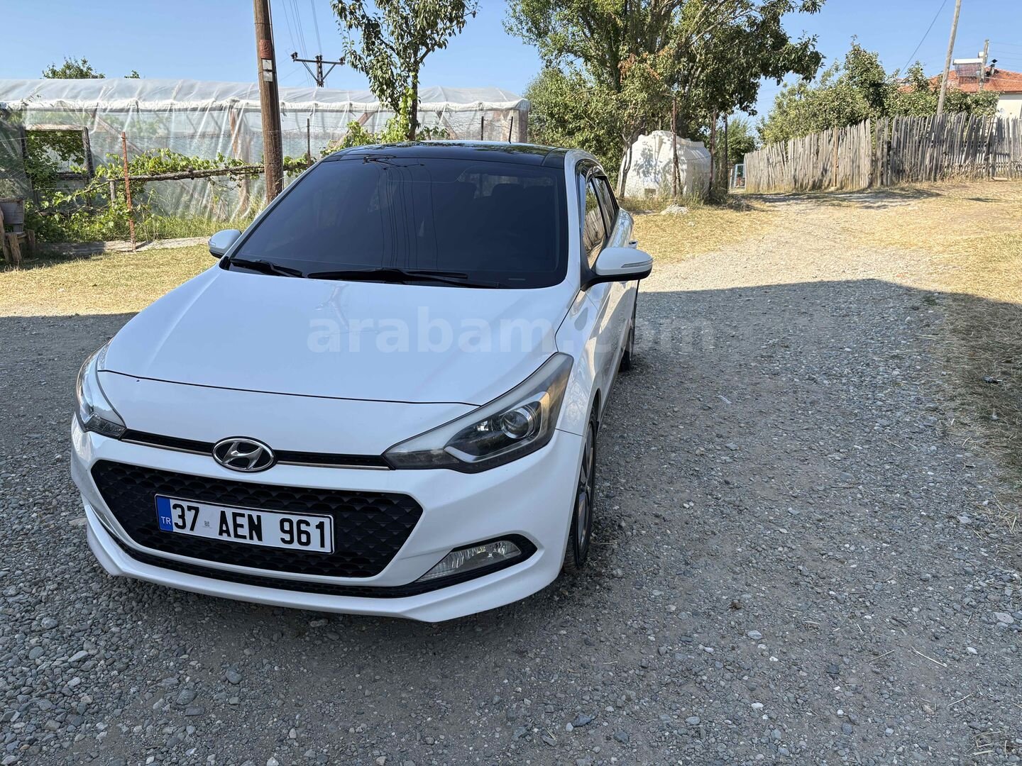 Sahibinden Hyundai i20 1.4 MPI Elite Smart 2015 Model 3