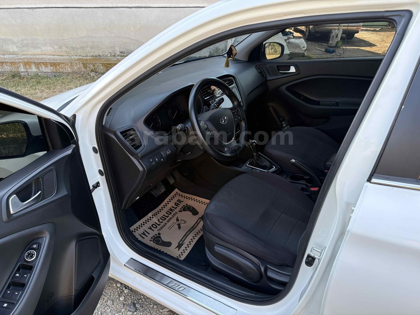 Sahibinden Hyundai i20 1.4 MPI Elite Smart 2015 Model 6