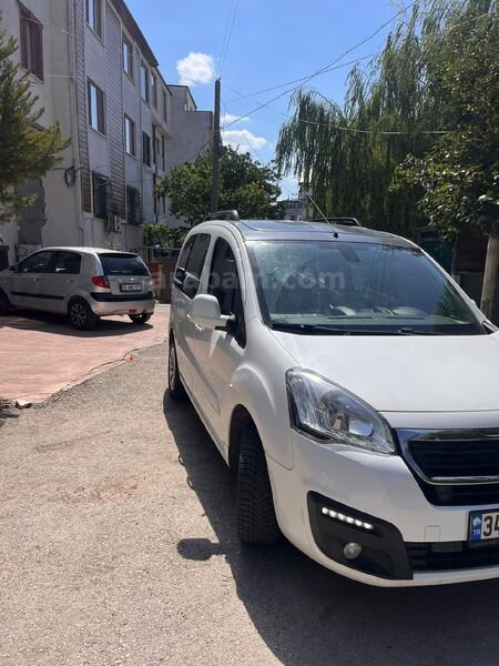 Sahibinden Peugeot Partner 1.6 HDI Zenith 2015 Model