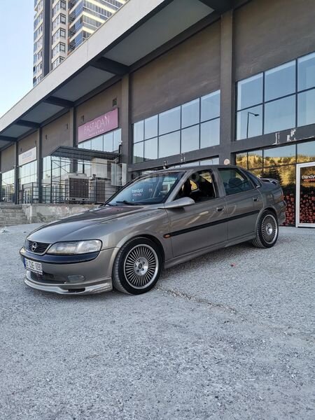 Sahibinden Opel Vectra 2.0 CD 1996 Model Ankara 430.000 km Gri (metalik)