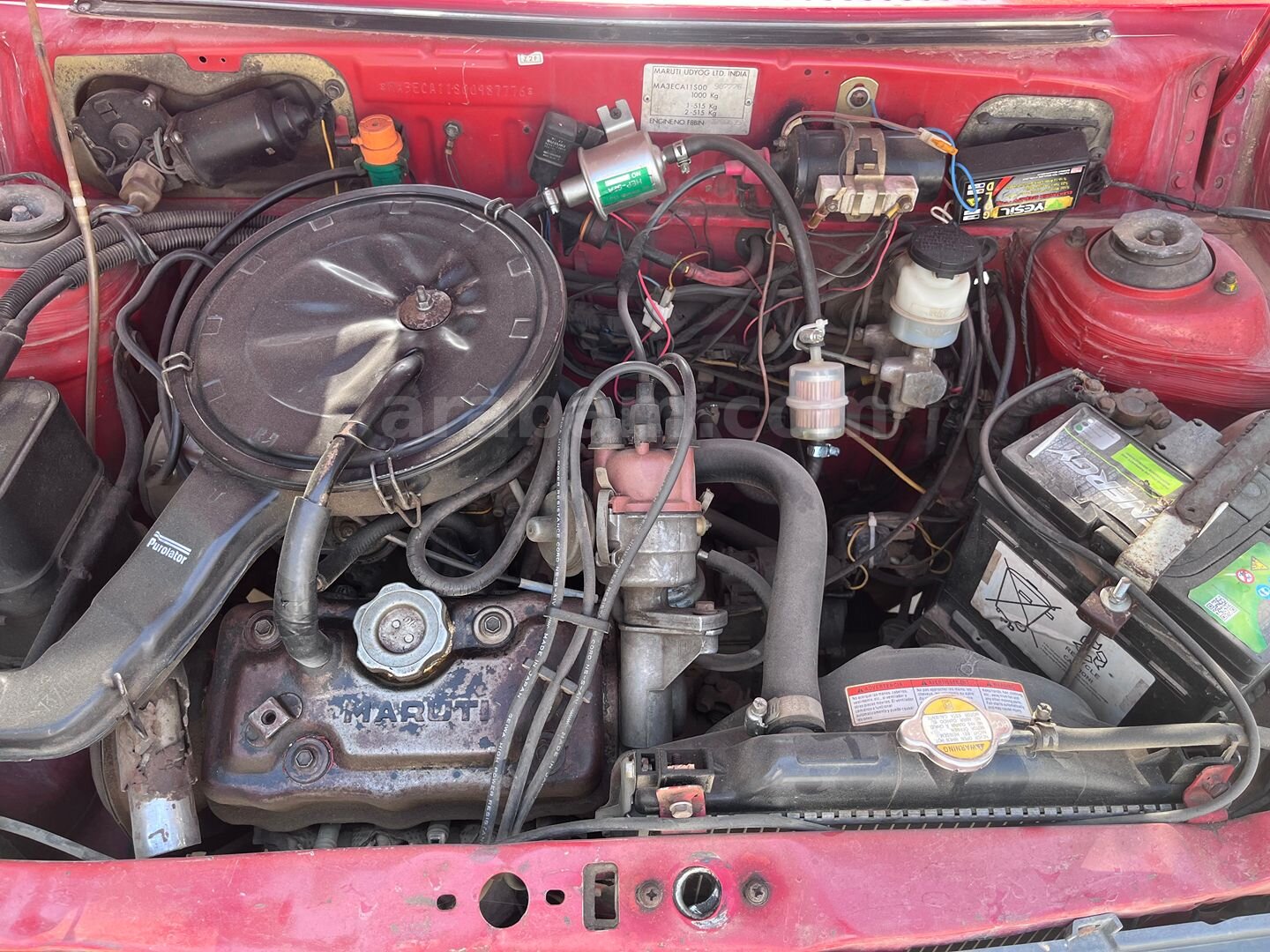Motoru yeni yakıtı koklayan marutti 2000 Model 2