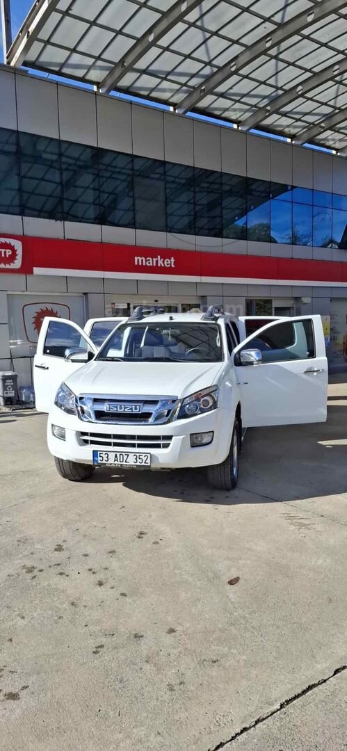 Sahibinden Isuzu D-Max 2.5 4x4 LTD 2016 Model 7