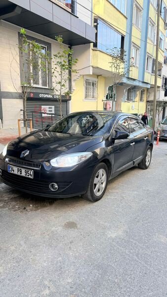 Sahibinden Renault Fluence 1.5 dCi Dynamique 2011 Model İstanbul 198.000 km Siyah