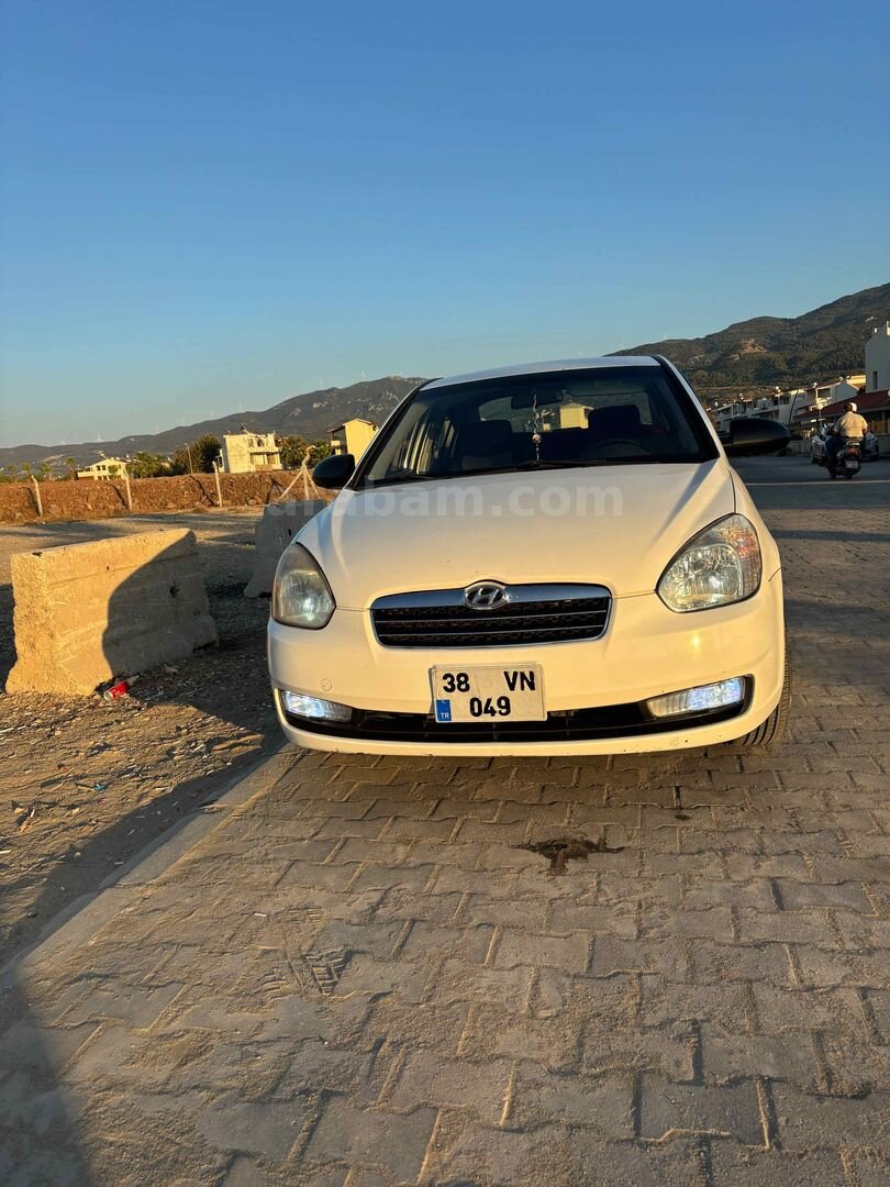 Sahibinden Hyundai Accent Era 1.5 CRDi-VGT Team 2011 Model 5