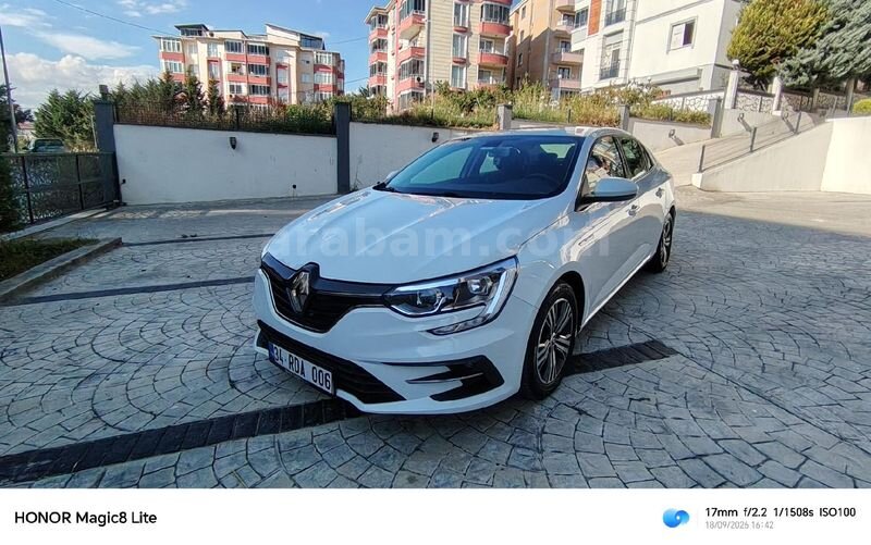 Sahibinden Renault Megane 1.3 TCe Touch 2023 Model Tekirdağ 66.500 km Beyaz