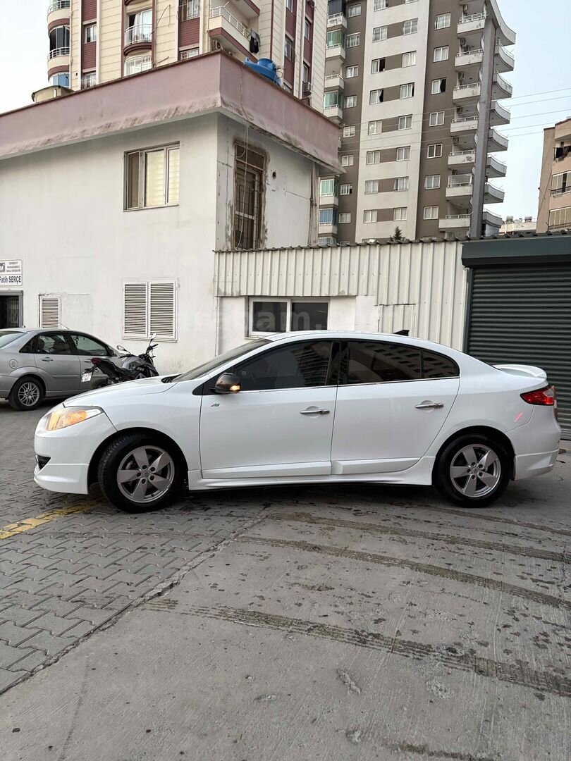 Sahibinden Renault Fluence 1.6 Extreme 2012 Model Adana 232.500 km Beyaz 4