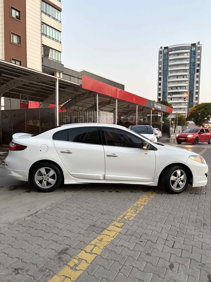 Sahibinden Renault Fluence 1.6 Extreme 2012 Model Adana 232.500 km Beyaz 3