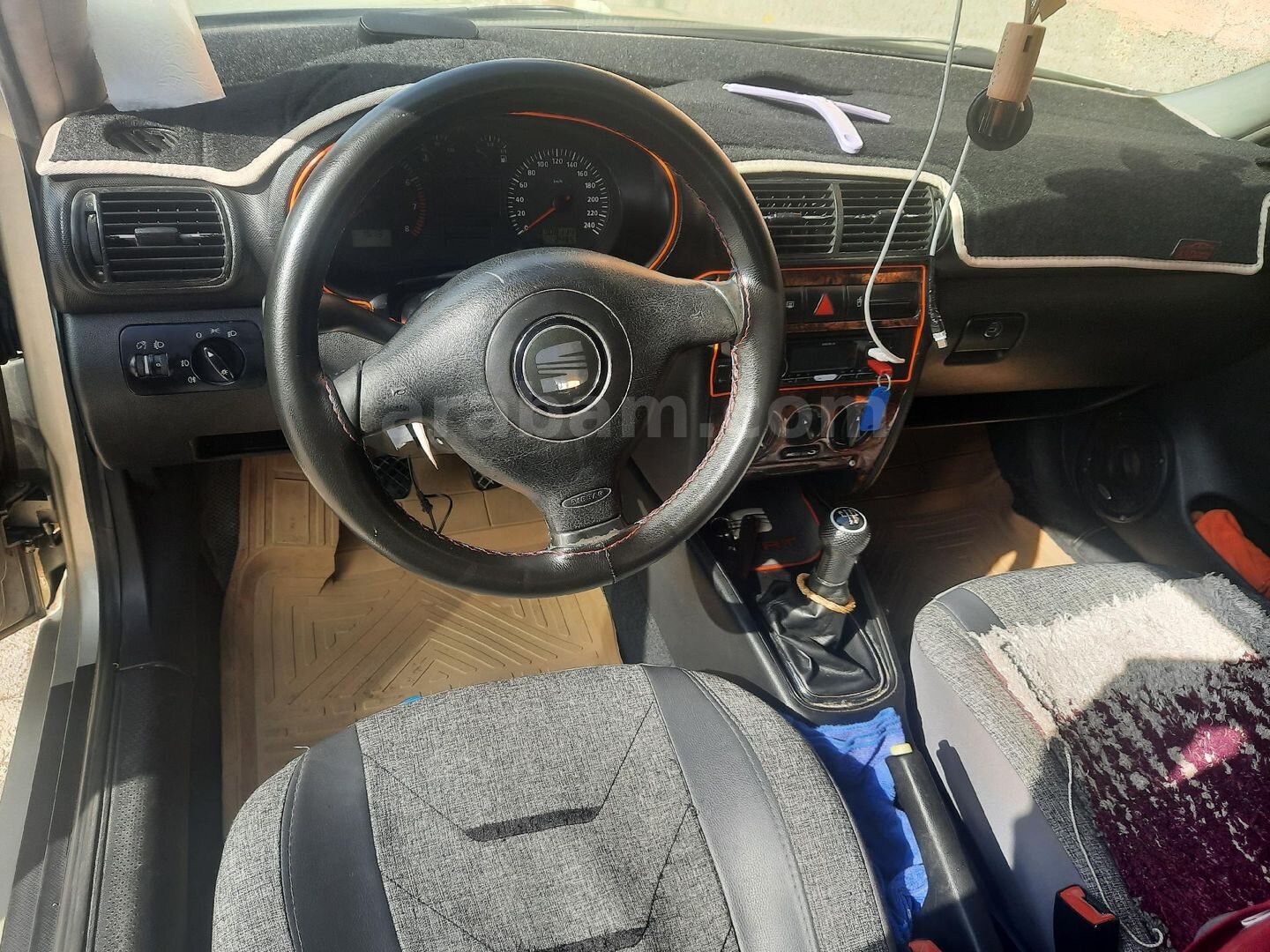 Sahibinden Seat Leon 1.6 Stella 2004 Model 3