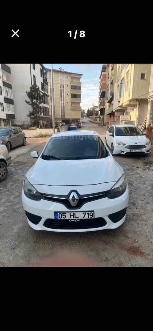 Sahibinden Renault Fluence 1.6 Joy 2013 Model Amasya 412.000 km Beyaz 7