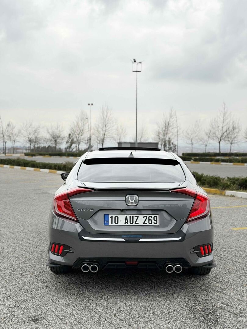 Sahibinden Honda Civic 1.6i VTEC Elegance 2017 Model Balıkesir 151.000 km Füme 6