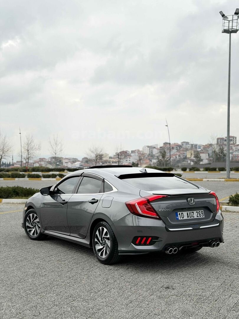 Sahibinden Honda Civic 1.6i VTEC Elegance 2017 Model Balıkesir 151.000 km Füme 5