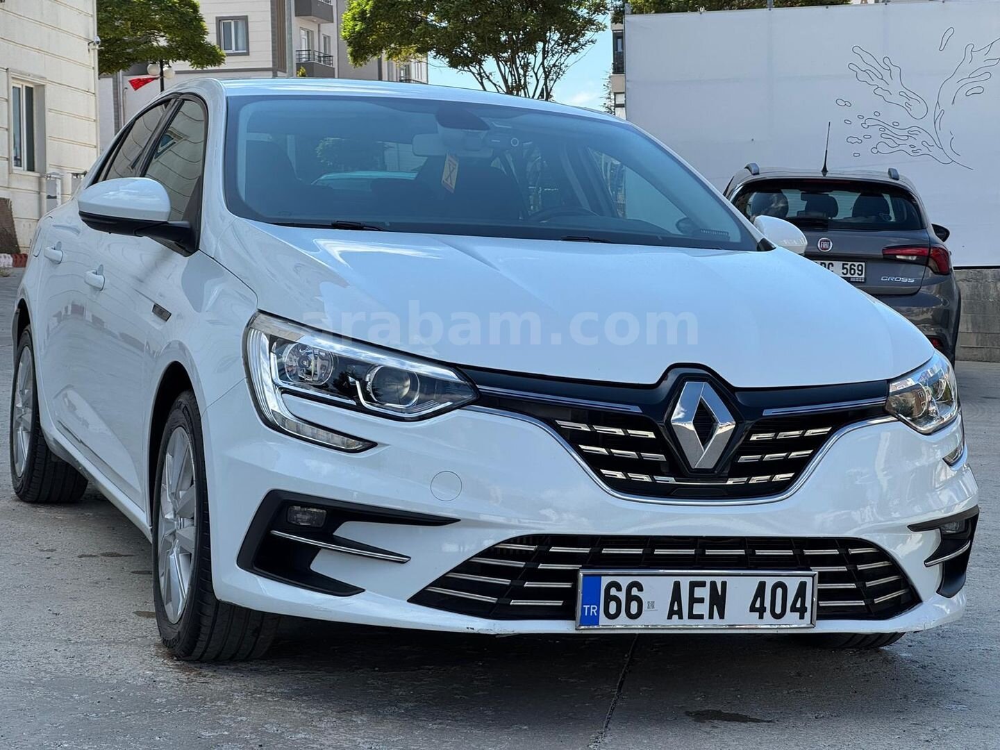 Sahibinden Renault Megane 1.3 TCe Joy Comfort 2022 Model Yozgat 54.000 km Beyaz 2