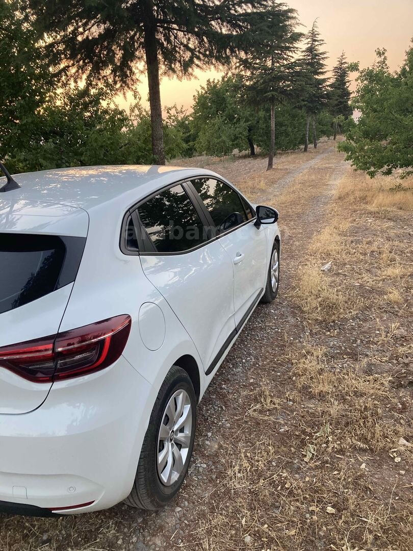 Sahibinden Renault Clio 1.0 SCe Joy 2020 Model Malatya 79.000 km Beyaz 4