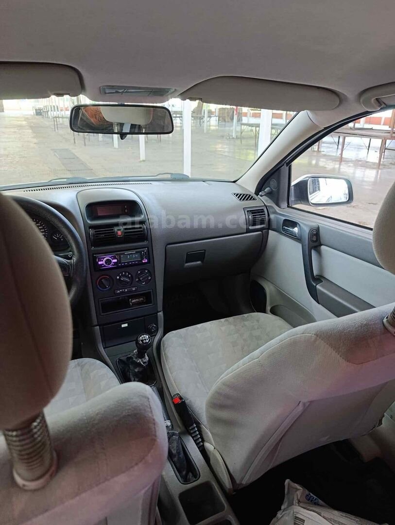 Sahibinden Opel Astra 1.4 Classic 2000 Model İzmir 116.000 km Beyaz 6