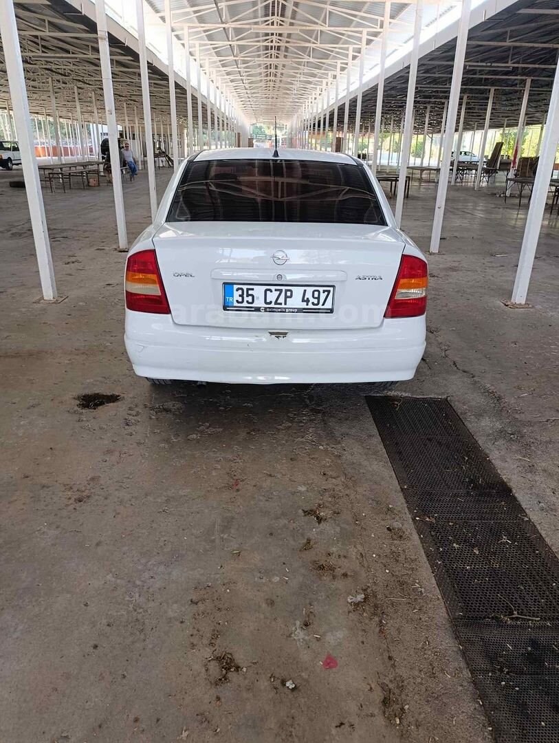 Sahibinden Opel Astra 1.4 Classic 2000 Model İzmir 116.000 km Beyaz 2