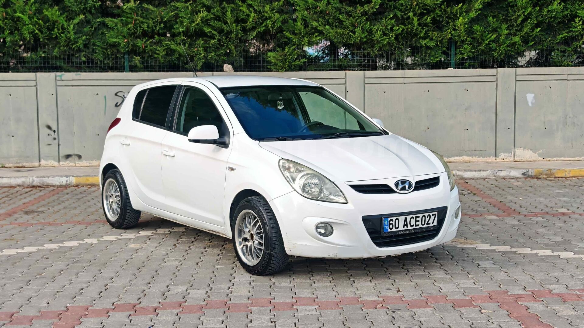 Sahibinden Hyundai i20 1.4 CVVT Select 2010 Model 3