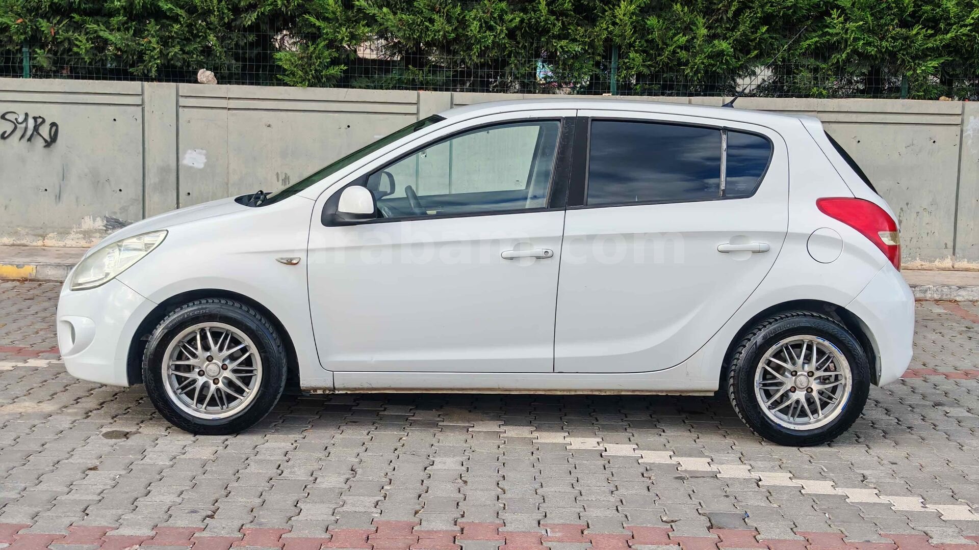 Sahibinden Hyundai i20 1.4 CVVT Select 2010 Model 5