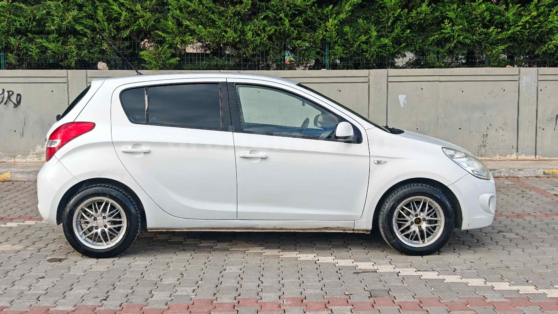 Sahibinden Hyundai i20 1.4 CVVT Select 2010 Model 6
