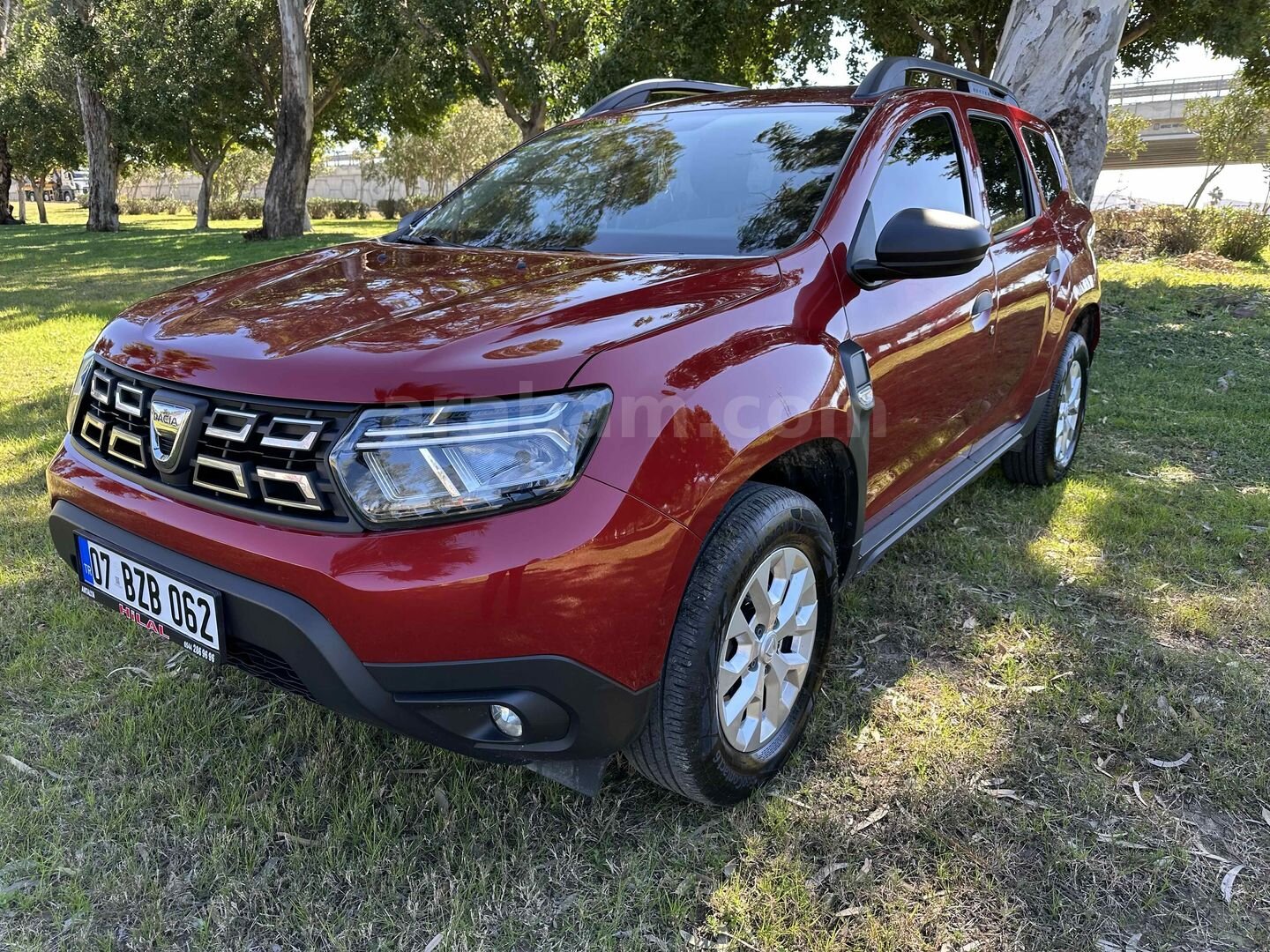 Sahibinden Dacia Duster 1.3 Tce Comfort 2022 Model 61.000 km Bordo 3