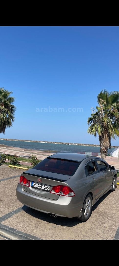 Sahibinden Honda Civic 1.6i VTEC Premium 2007 Model 5