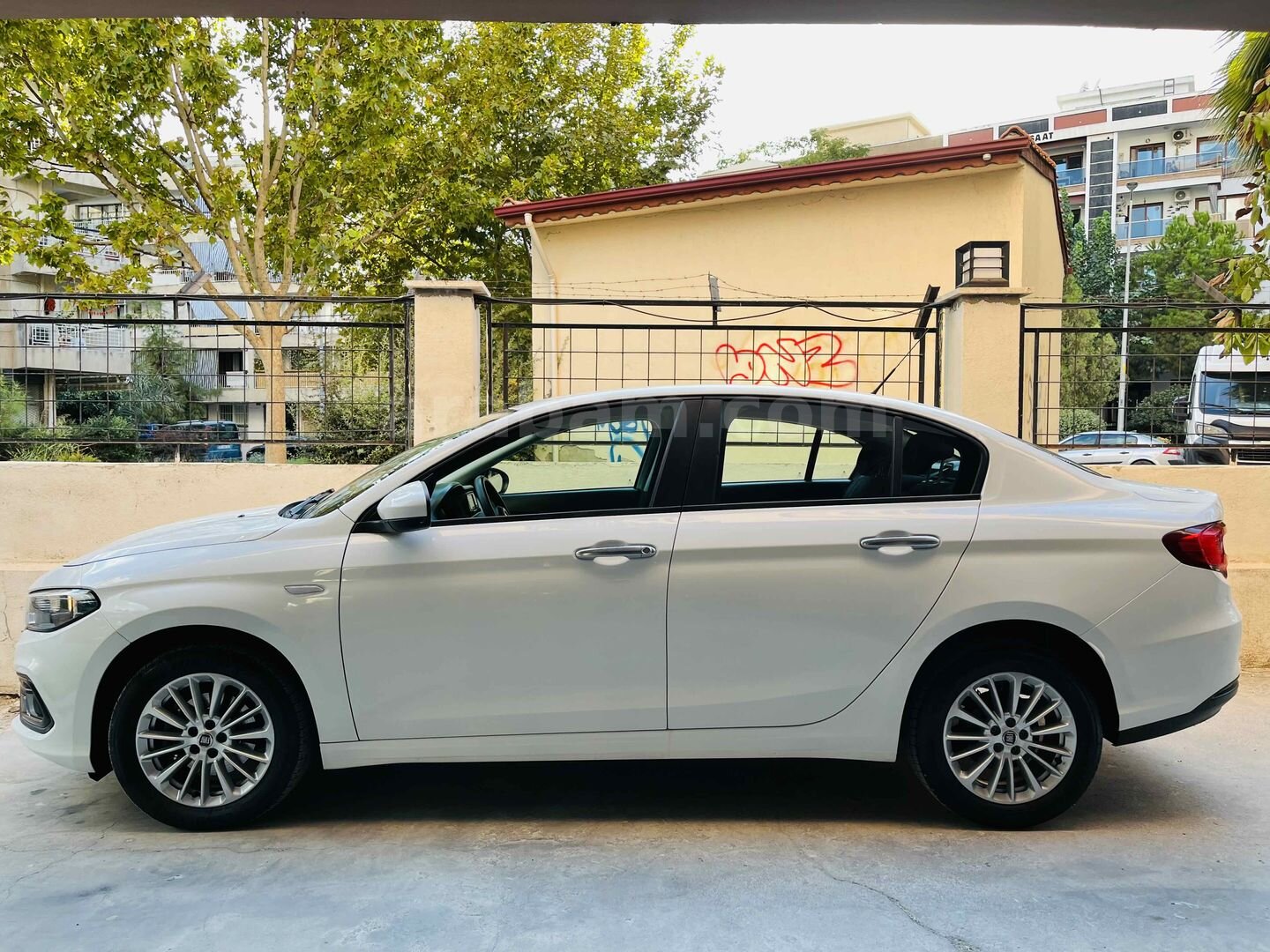 2022 EGEA -HATASIZ-BOYASIZ-DEĞİŞENSİZ -KM:42.000 -1.3 DİZEL 5