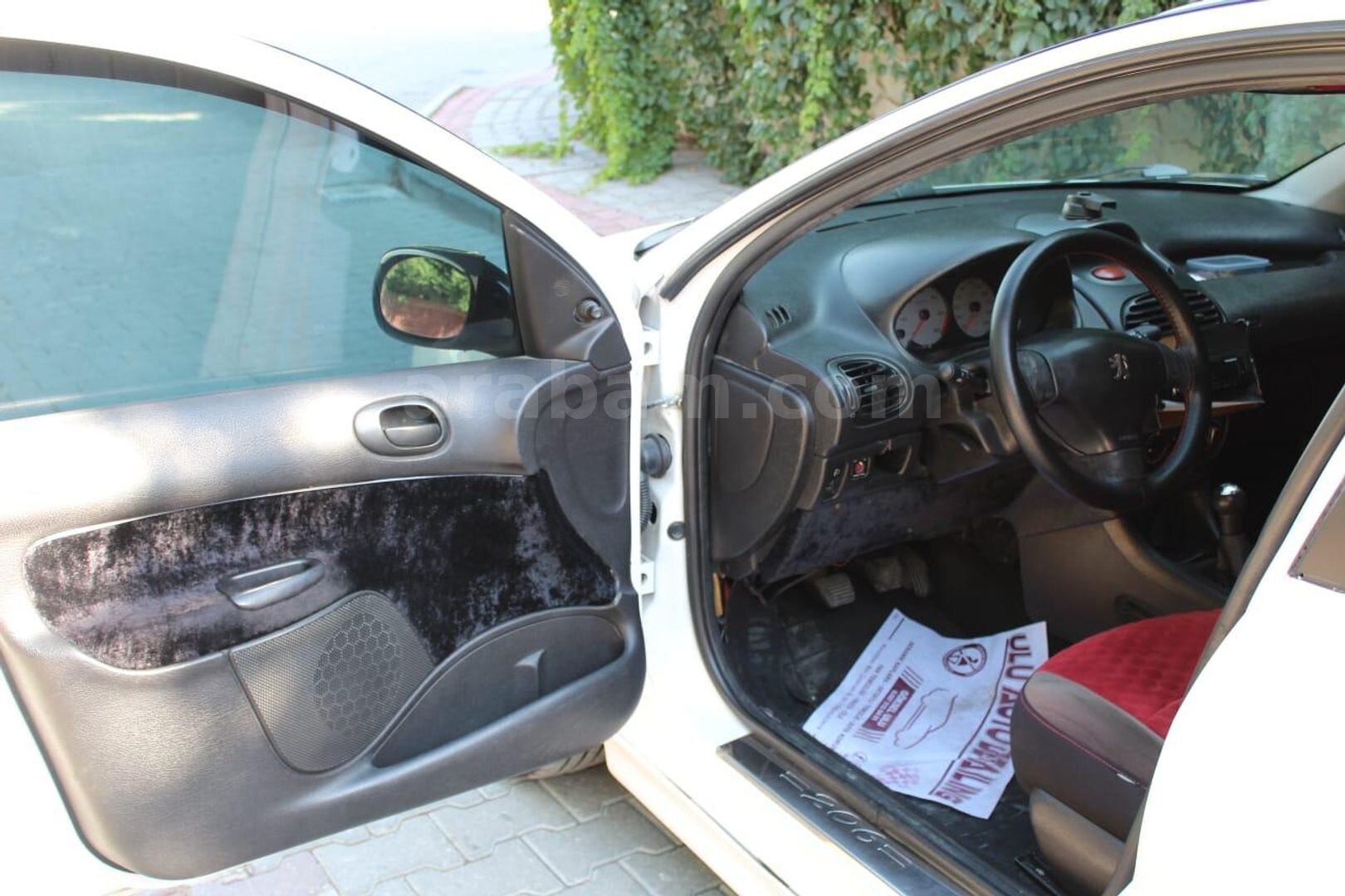 Sahibinden Peugeot 206 1.4 HDi X-line 2004 Model Konya 320.000 km Beyaz 5