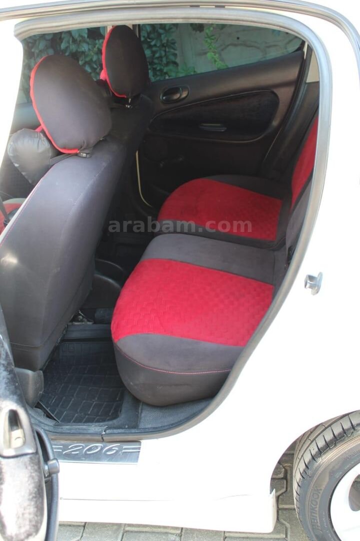 Sahibinden Peugeot 206 1.4 HDi X-line 2004 Model Konya 320.000 km Beyaz 7
