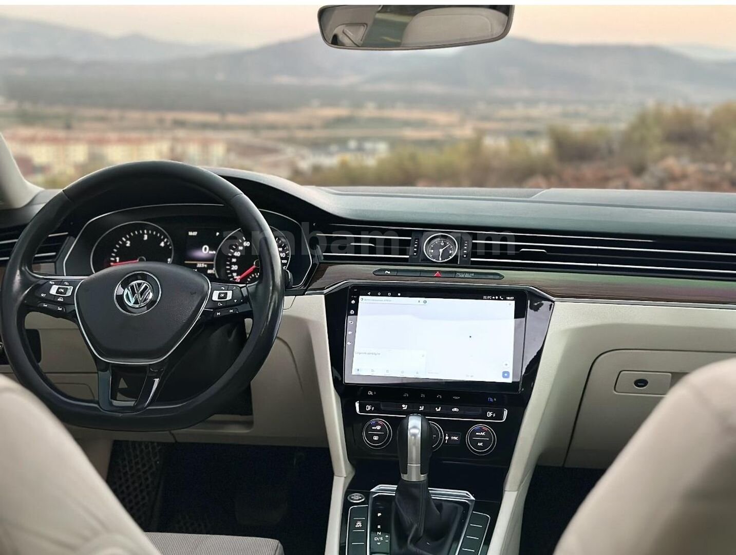 Sahibinden Volkswagen Passat 1.6 TDi BlueMotion Comfortline 2015 Model Şanlıurfa 216.000 km Beyaz 6