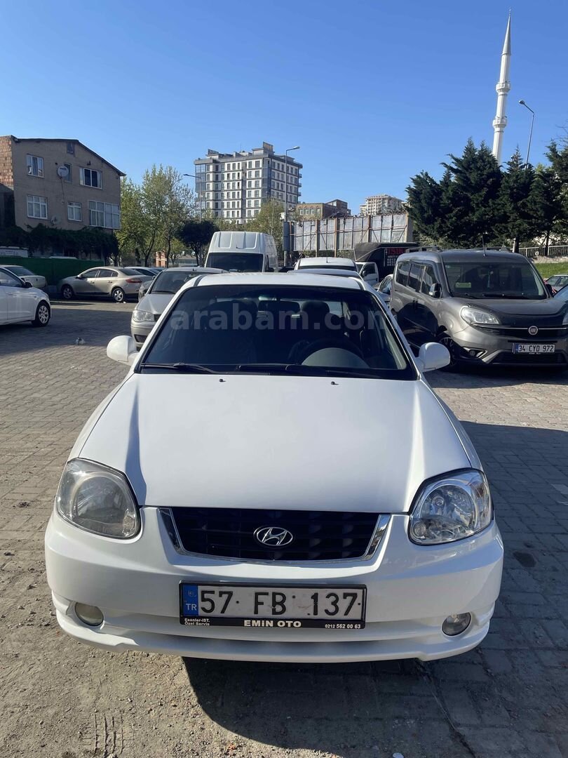Sahibinden Hyundai Accent 1.6 Admire 2005 Model İstanbul 240.000 km Beyaz 2