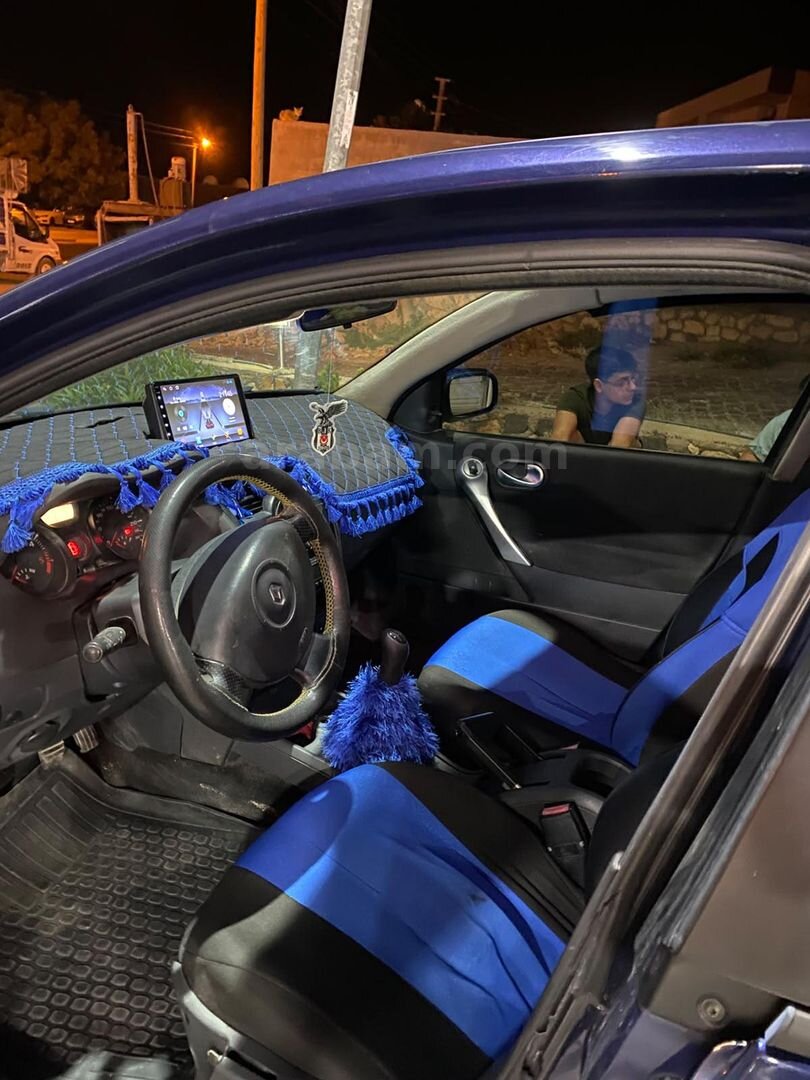 Sahibinden Renault Megane 1.5 dCi Dynamique 2006 Model Mardin 420.000 km Mavi (metalik) 4