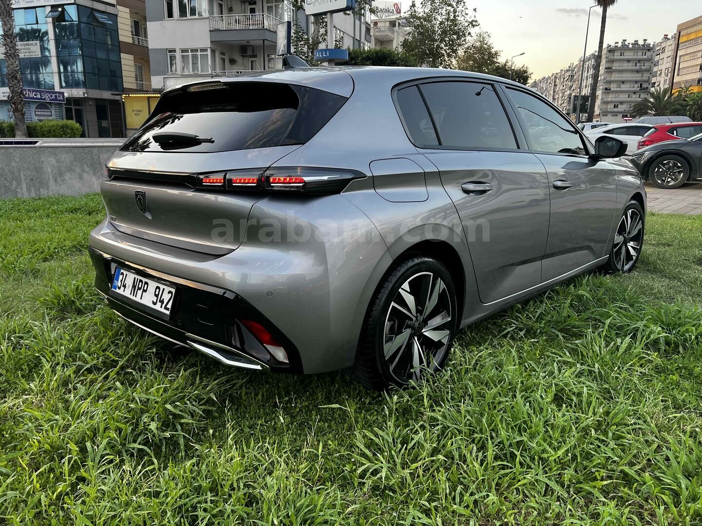 Sahibinden Peugeot 308 1.2 PureTech Allure 2023 Model Antalya 64.000 km Gri 7