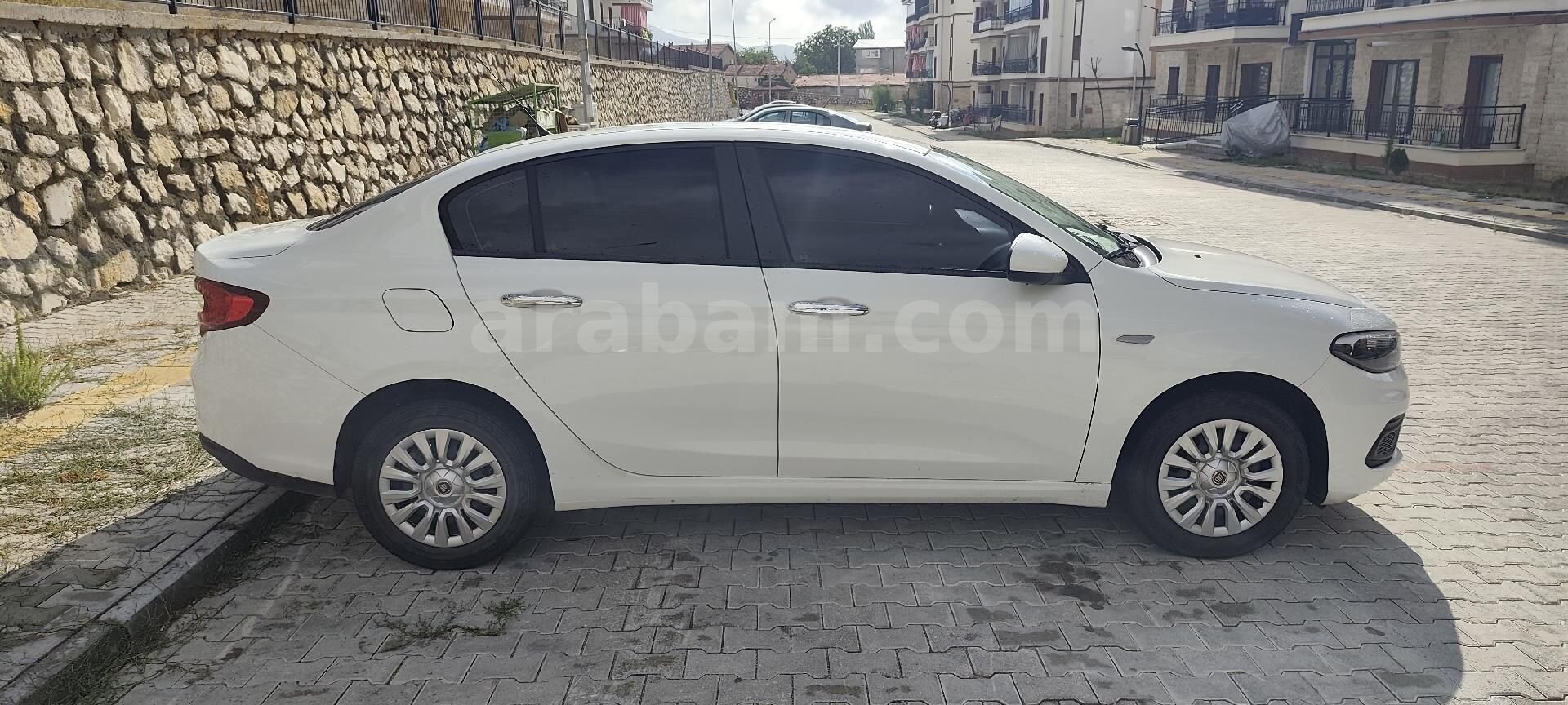 Sahibinden Fiat Egea 1.4 Fire Easy 2020 Model Isparta 58.000 km Beyaz 3