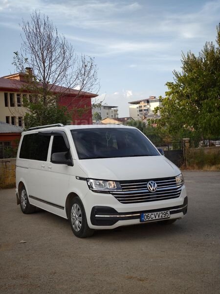 Sahibinden Volkswagen Transporter 2.0 TDI Camlı Van 2022 Model