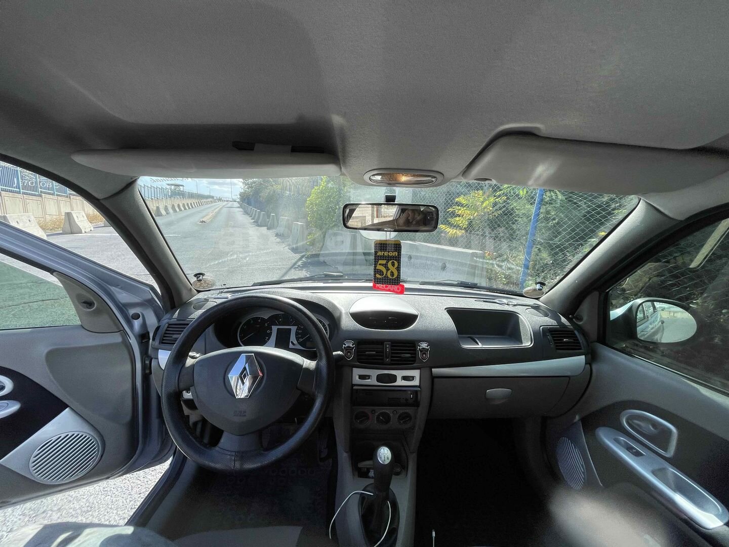Sahibinden Renault Symbol 1.5 dCi Authentique 2009 Model İstanbul 385.000 km Mavi (metalik) 4
