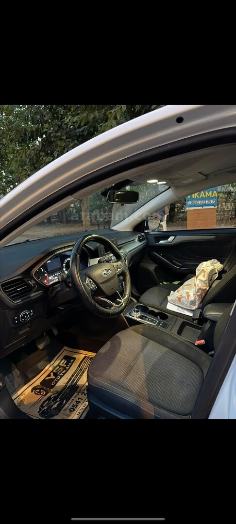 Sahibinden Ford Focus 1.5 TDCi Trend X 2019 Model Batman 113.000 km Beyaz 4