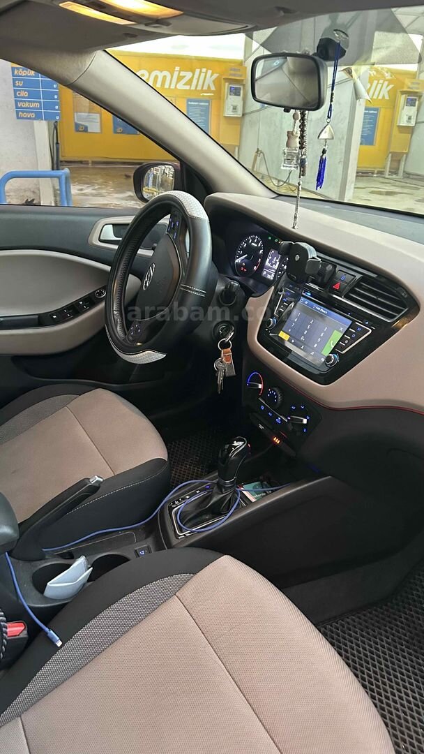 Hyundai i20 1.4 MPI Elite Panorama 2017 Model 73.000 KM 5