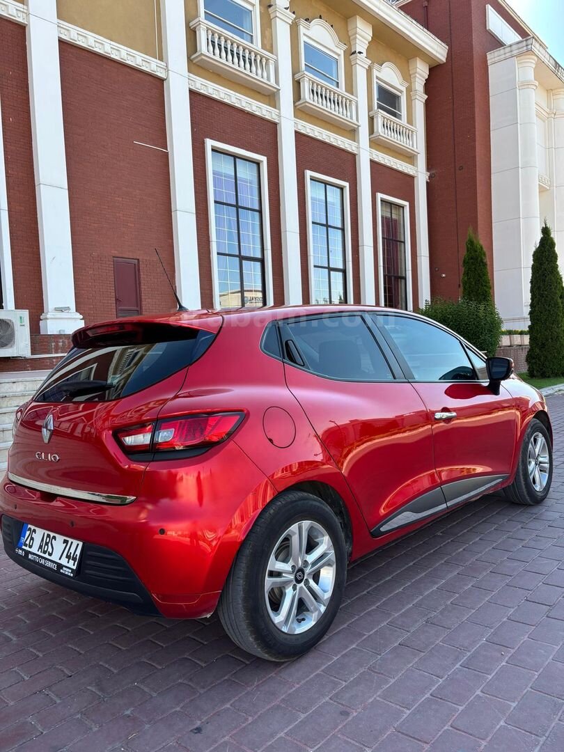 Sahibinden Renault Clio 1.2 Joy 2019 Model Eskişehir 79.000 km Kırmızı 2