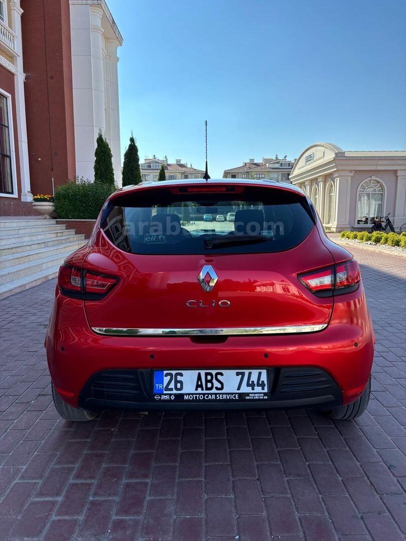 Sahibinden Renault Clio 1.2 Joy 2019 Model Eskişehir 79.000 km Kırmızı 3