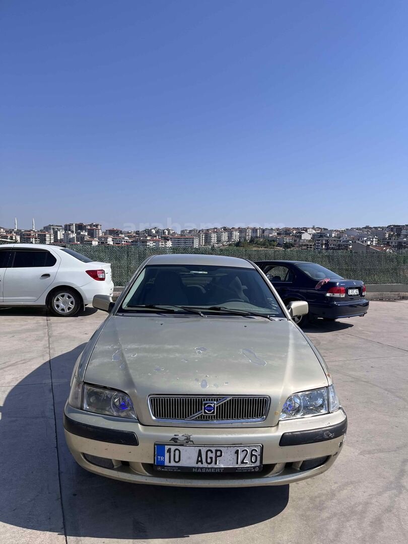 Sahibinden Volvo S40 1.6 2001 Model Bursa 367.000 km Şampanya 2