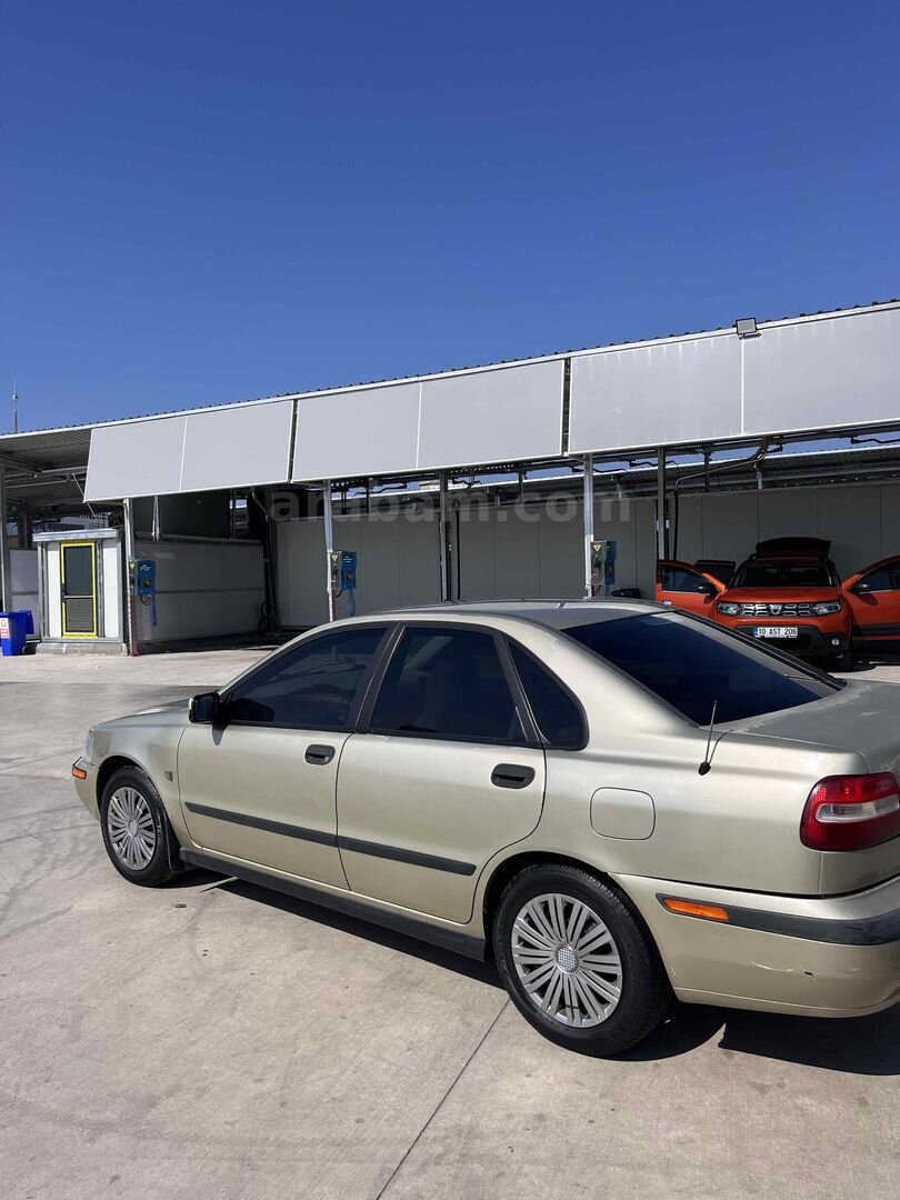 Sahibinden Volvo S40 1.6 2001 Model Bursa 367.000 km Şampanya 1
