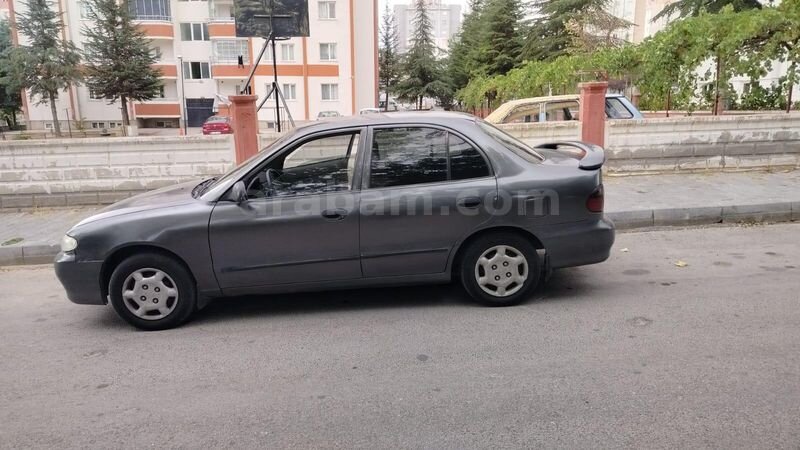 Sahibinden Hyundai Accent 1.5 GLS 1999 Model 356.000 km Füme