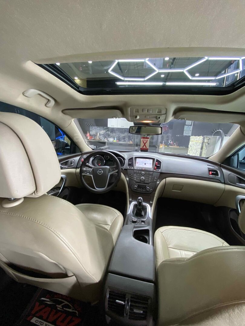 Sahibinden Opel Insignia 1.6 T Cosmo 2009 Model Samsun 243.000 km Siyah 4