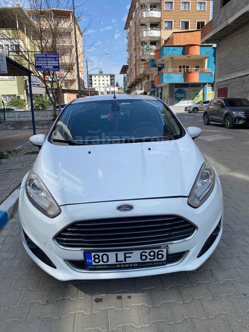 Sahibinden Ford Fiesta 1.4 Titanium 2015 Model 3
