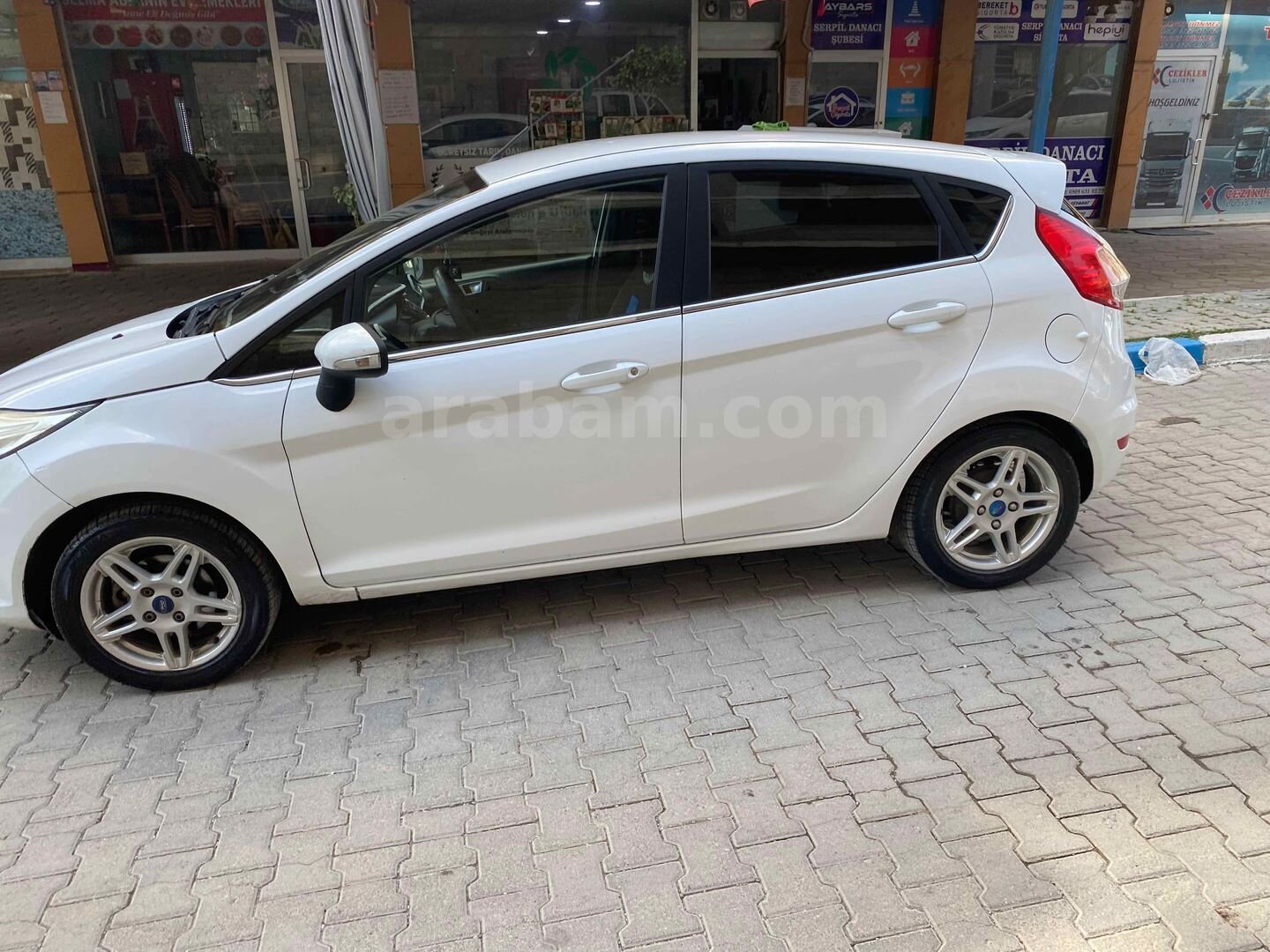 Sahibinden Ford Fiesta 1.4 Titanium 2015 Model 6