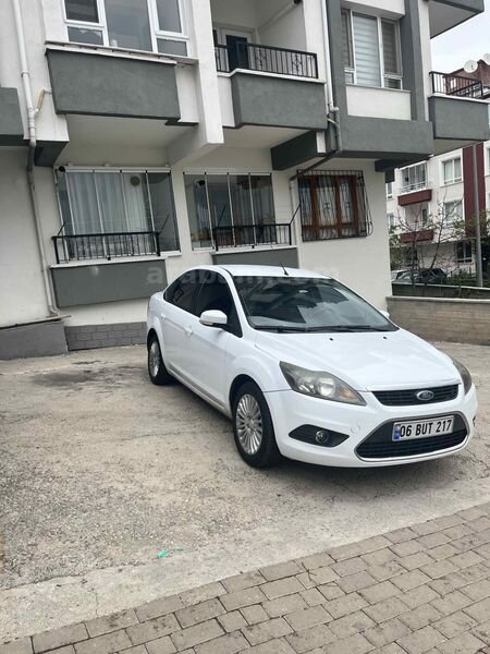 Sahibinden Ford Focus 1.6 TDCi Titanium 2011 Model 272.000 km Beyaz