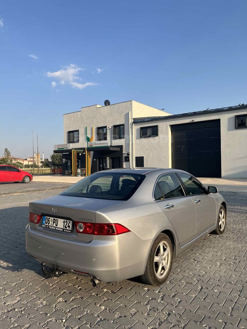 TR DE NADİR DEĞİŞENSİZ TRAMERSİZ DÜŞÜK KM ACCORD 5