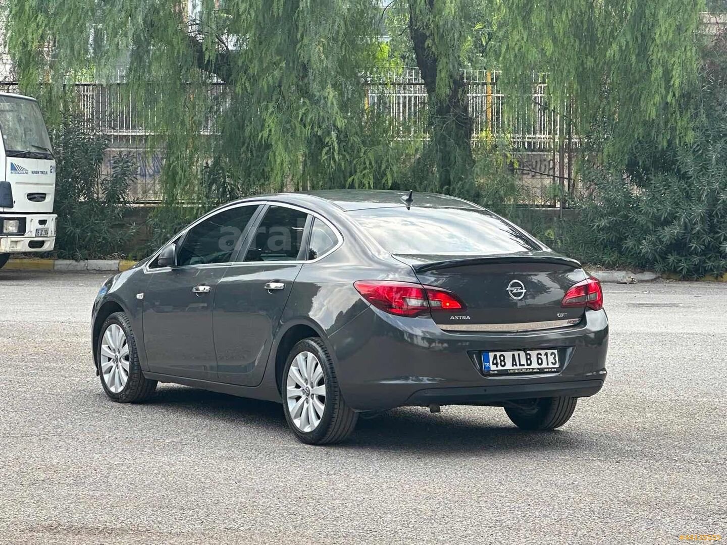 Öztürk Motors 2015 Dizel Astra 1.6 Cosmo 2